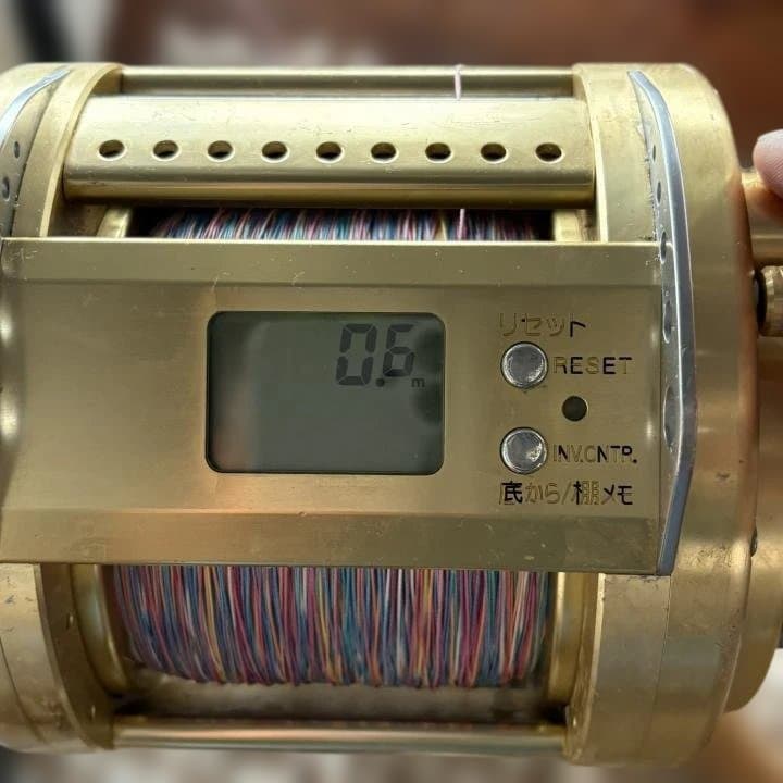 ダイワ　マリンパワー　3000　12V　電動リール　DAIWA