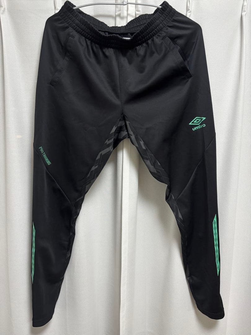 umblo アンブロ　PRO TRAINING 上下セットアップ　Lサイズ　美品