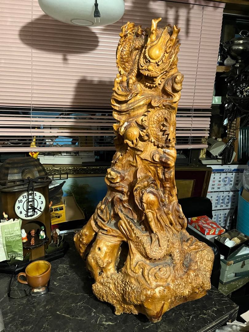 木彫り龍、90センチ龍の木彫り、特大木彫りの龍、一刀彫の龍、ドラゴン、木の株の龍