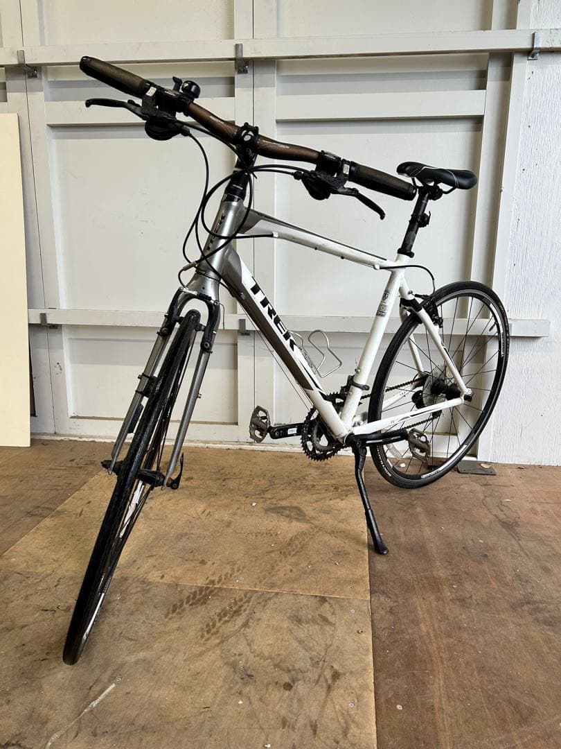 TREK クロスバイク SHIMANO 20段 トレック シマノ