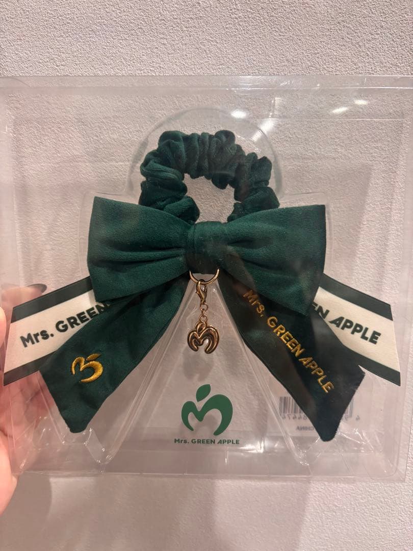 新品未使用　ペンライトリボン ミセスグリーンアップル
