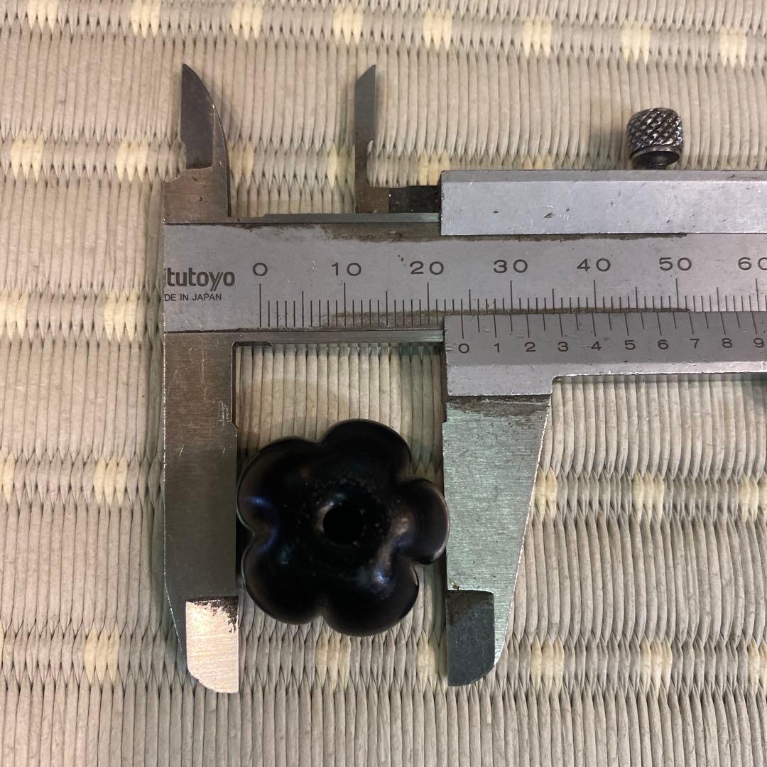 古いアイヌ玉　黒の中玉6個と小玉6個　とんぼ玉　硝子玉　みかん玉　コレクター