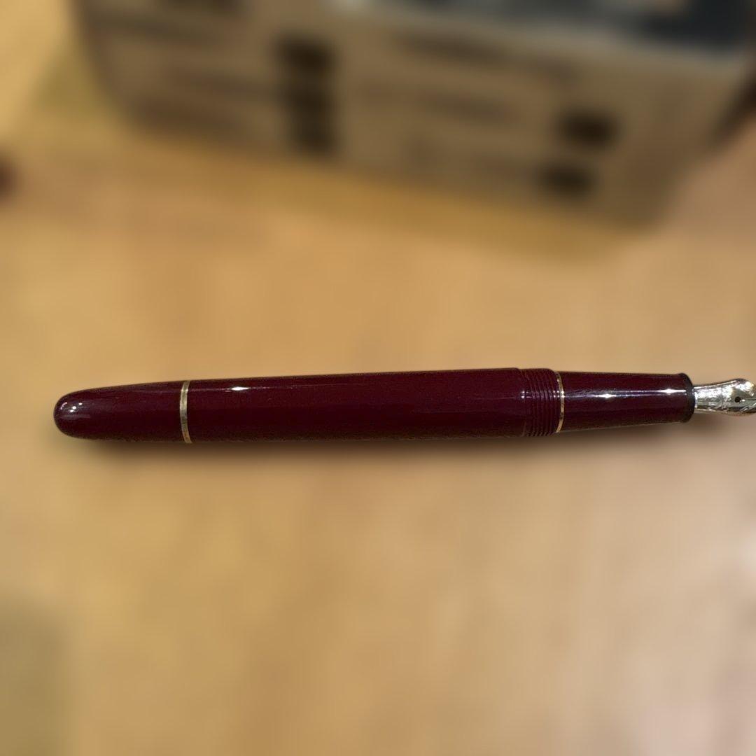 モンブラン マイスターシュテュック 145 クラシック 万年筆 ボルドー　14K