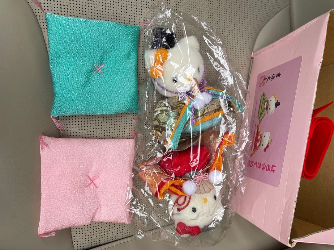 サンリオ☆ハローキティ雛人形ぬいぐるみ