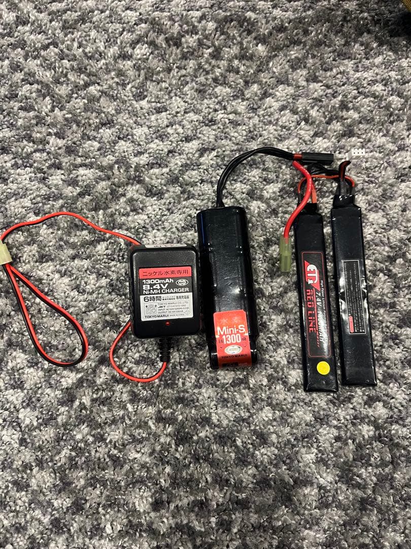 最終値下げです。送料込みになりました！MP5ガスガンとM&P9ピストルセット