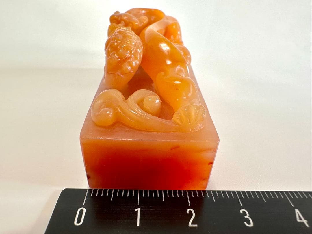 霊獣献芝　高級印材　田黄　ラオス　篆刻　印材　印石　書道　落款　遊印