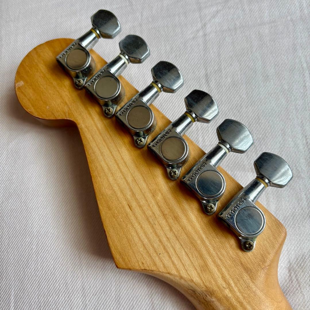 【要リペア】Squier Stratocaster Silver Series