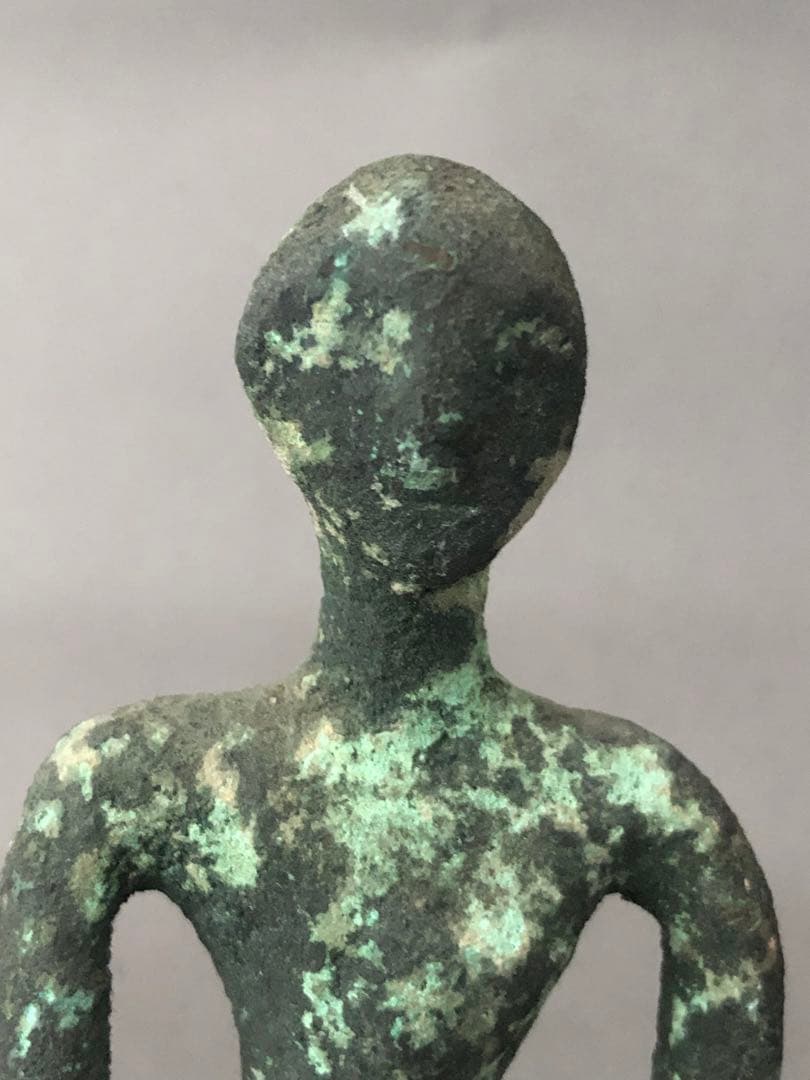 ギリシャ　ミコノス島　銅製　彫像