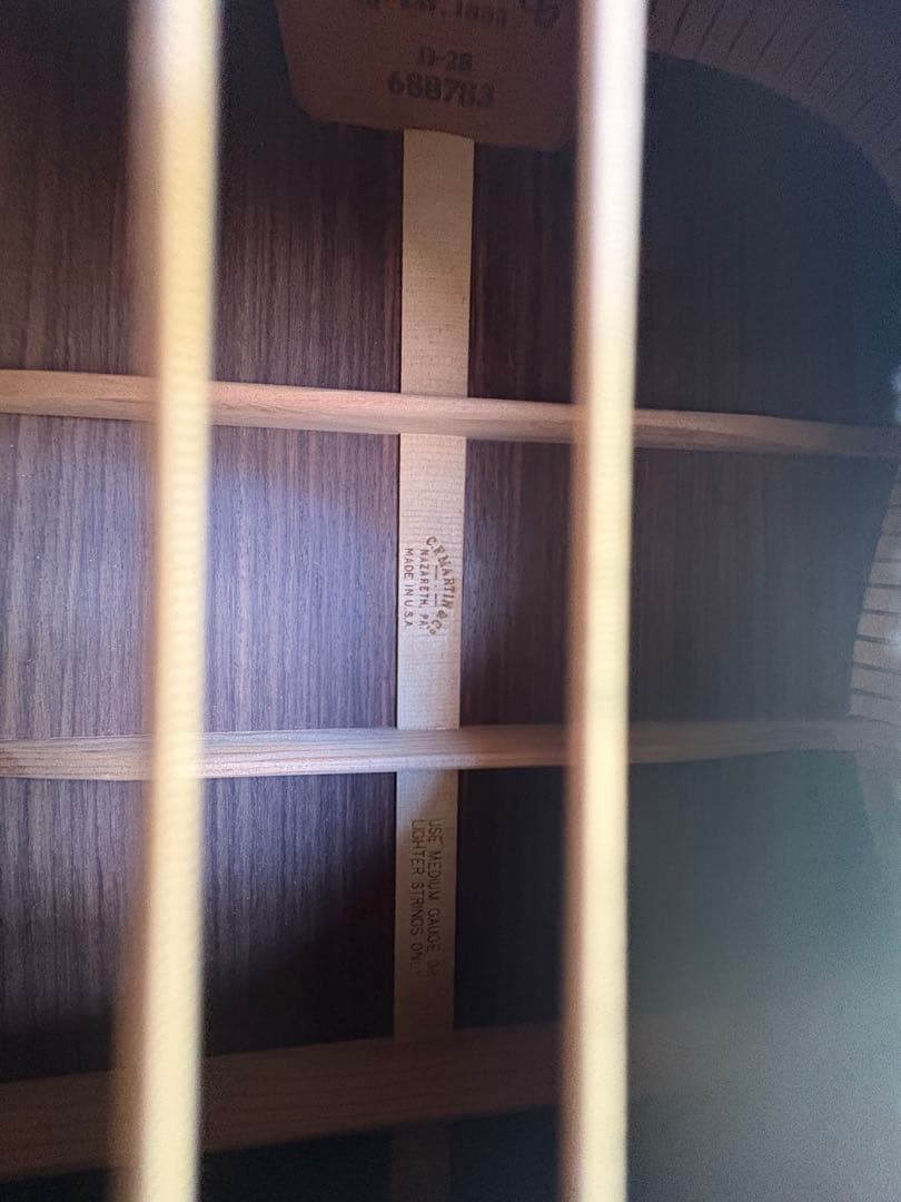 Martin D-28 1999年製　美品　ハードケース付き