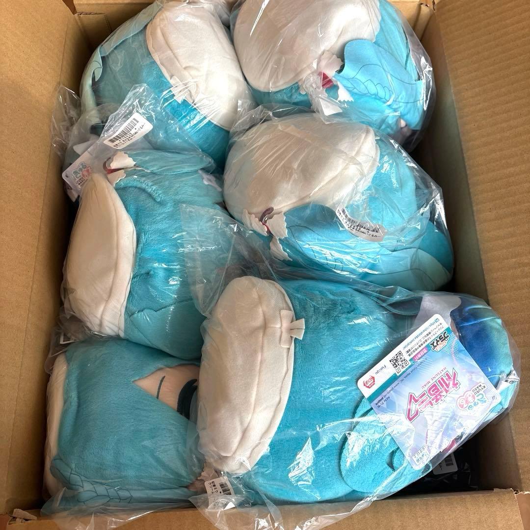 初音ミク きゅるまる BIGぬいぐるみ -クリームソーダver. 12体