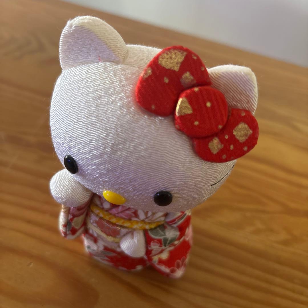 招きハローキティ 着物 縁起物