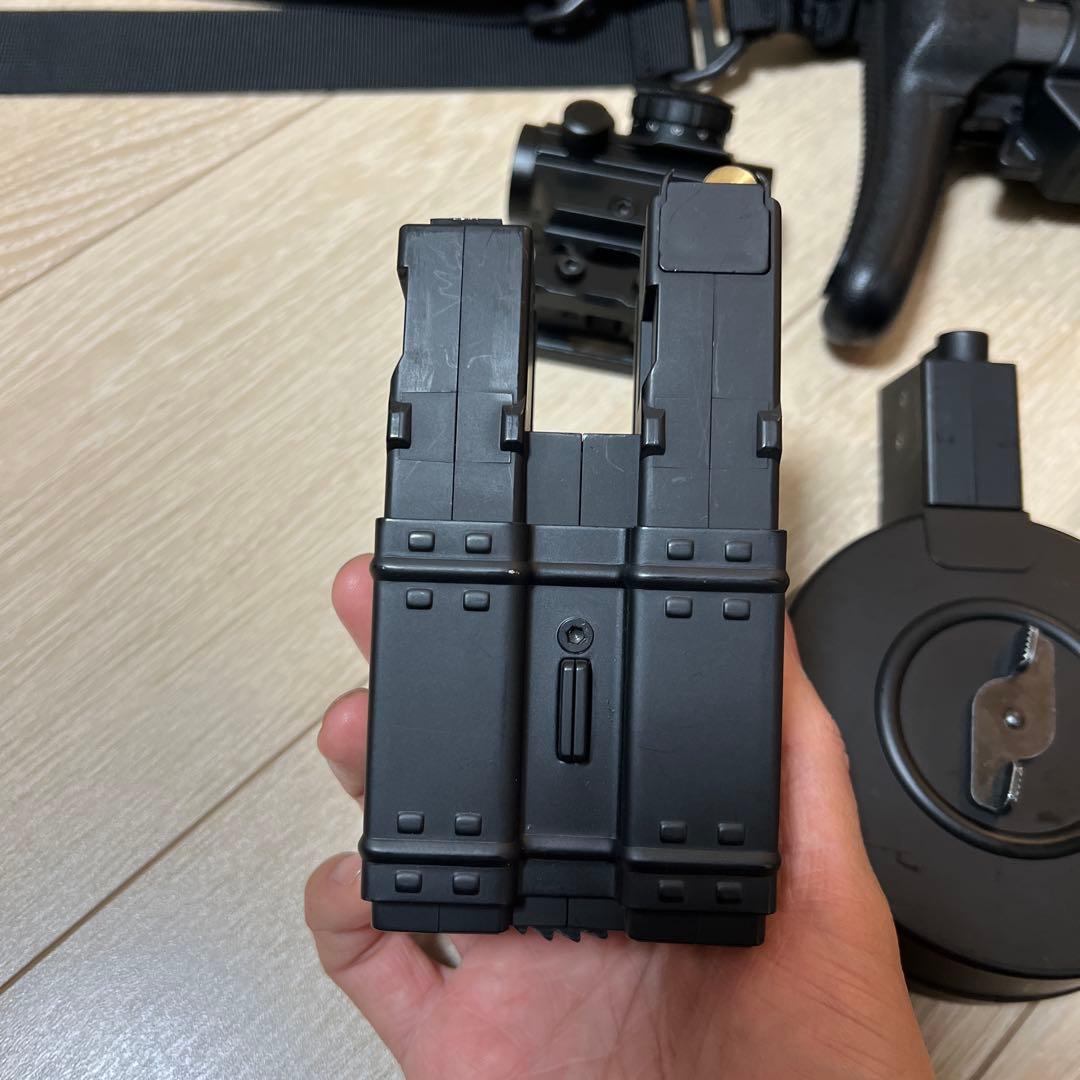 美品　東京マルイ 電動ガン MP5A5 ハイサイクルカスタム　バッテリー付