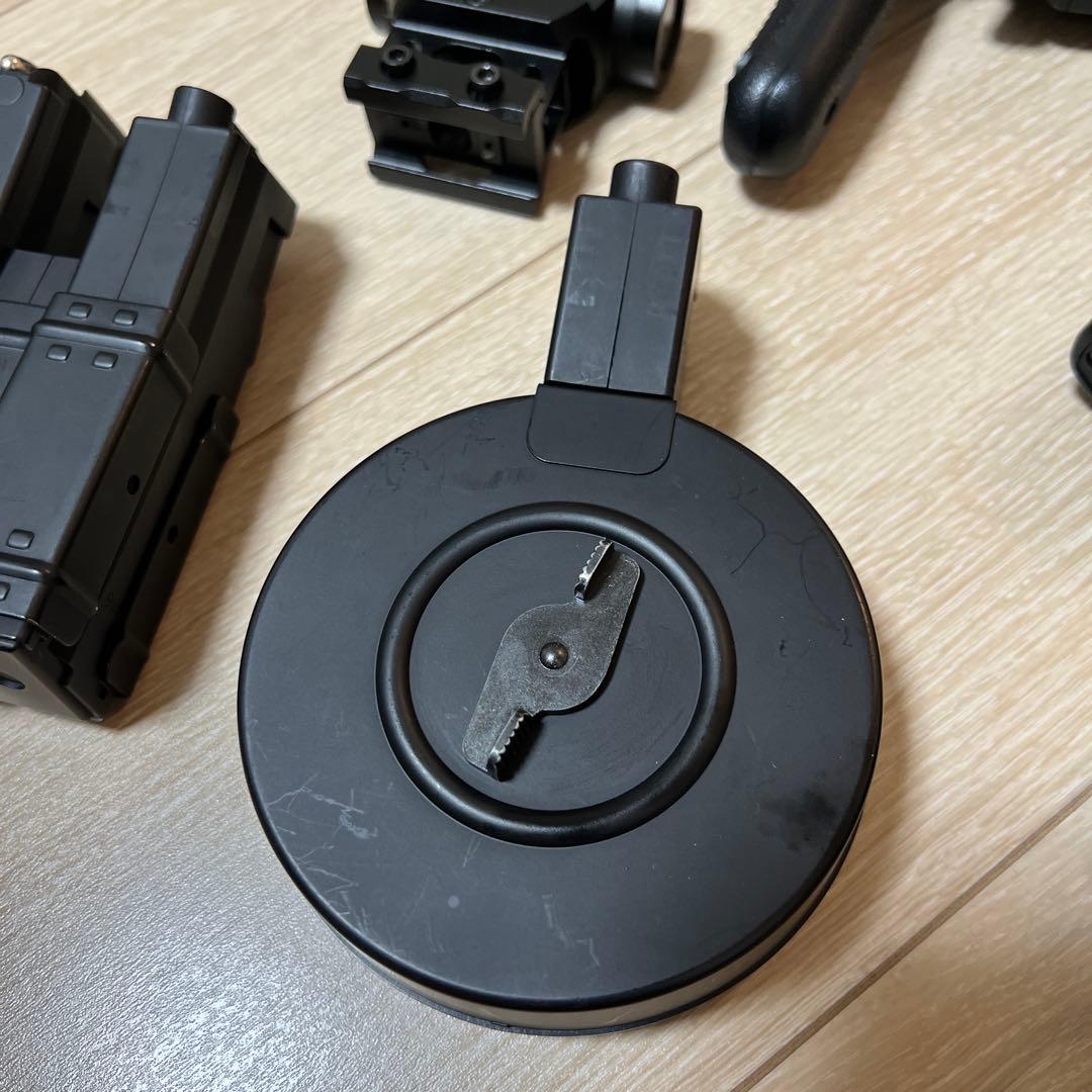 美品　東京マルイ 電動ガン MP5A5 ハイサイクルカスタム　バッテリー付