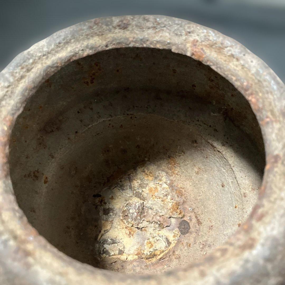 (1-208)鉄製彫刻模様の鉄瓶