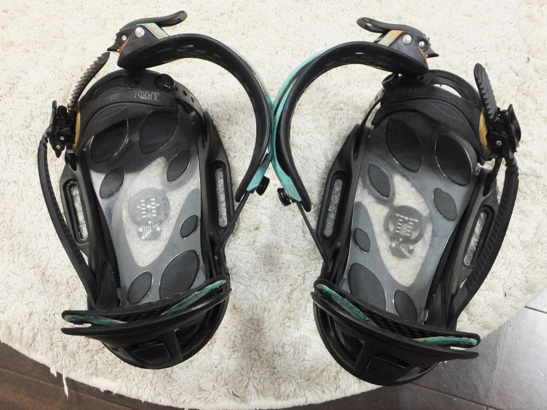 Burton ビンディング Escapade EST　レディースMサイズ