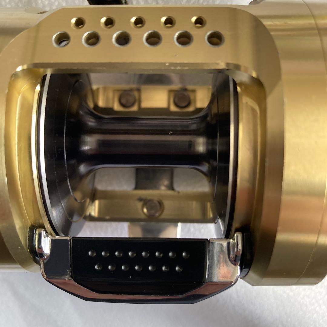 シマノ　15カルカッタコンクエスト 400