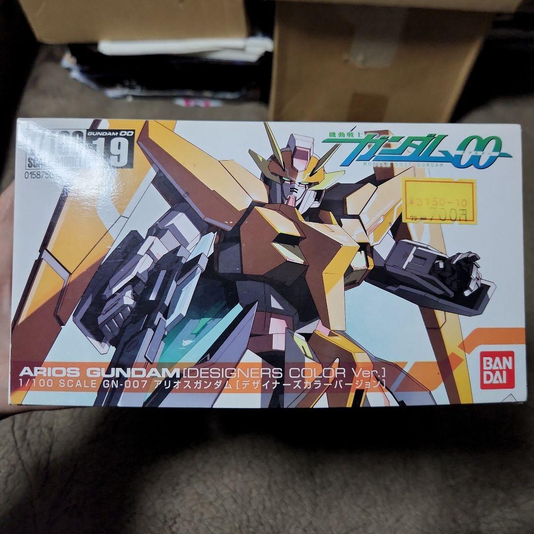 機動戦士ガンダムOO アリオスガンダム デザイナーズカラーバージョン 1/100