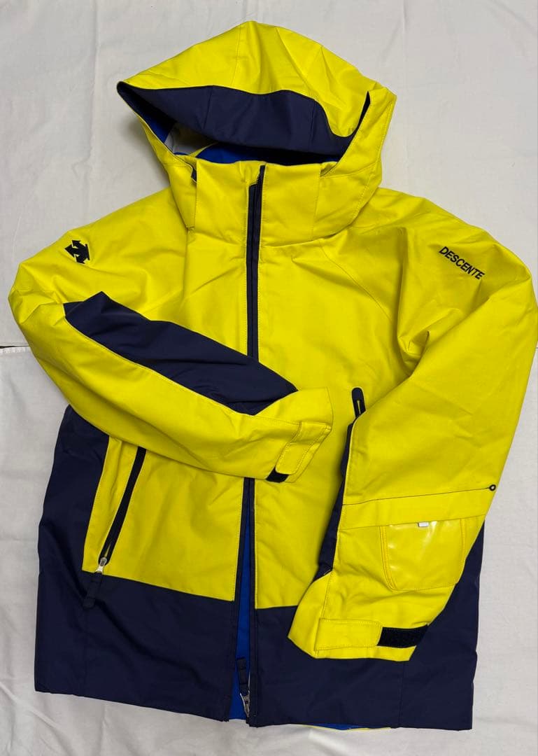 【値下げ】DESCENTE スキーウェア上下イエロー/ネイビー160
