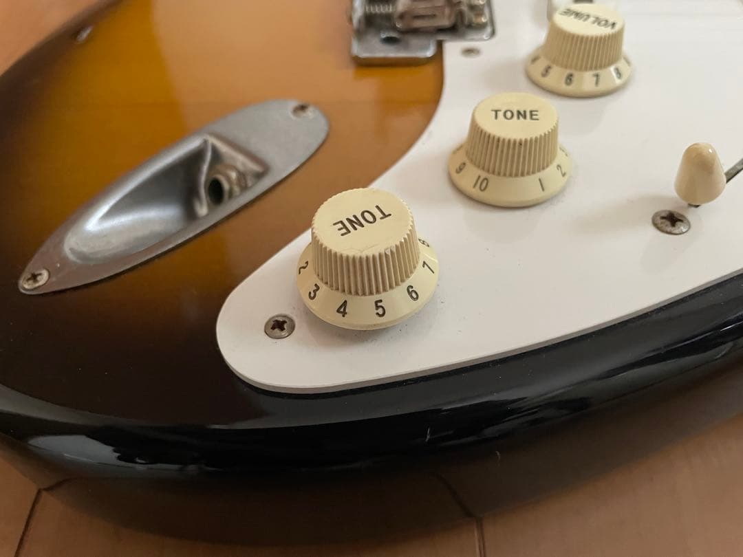 FenderJapanストラトキャスター ジャンク　傷多数　ボリューム接触不良