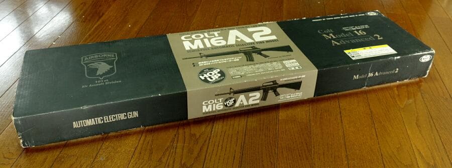 東京マルイ コルト M16A2 NiMHバッテリー＆充電器付き