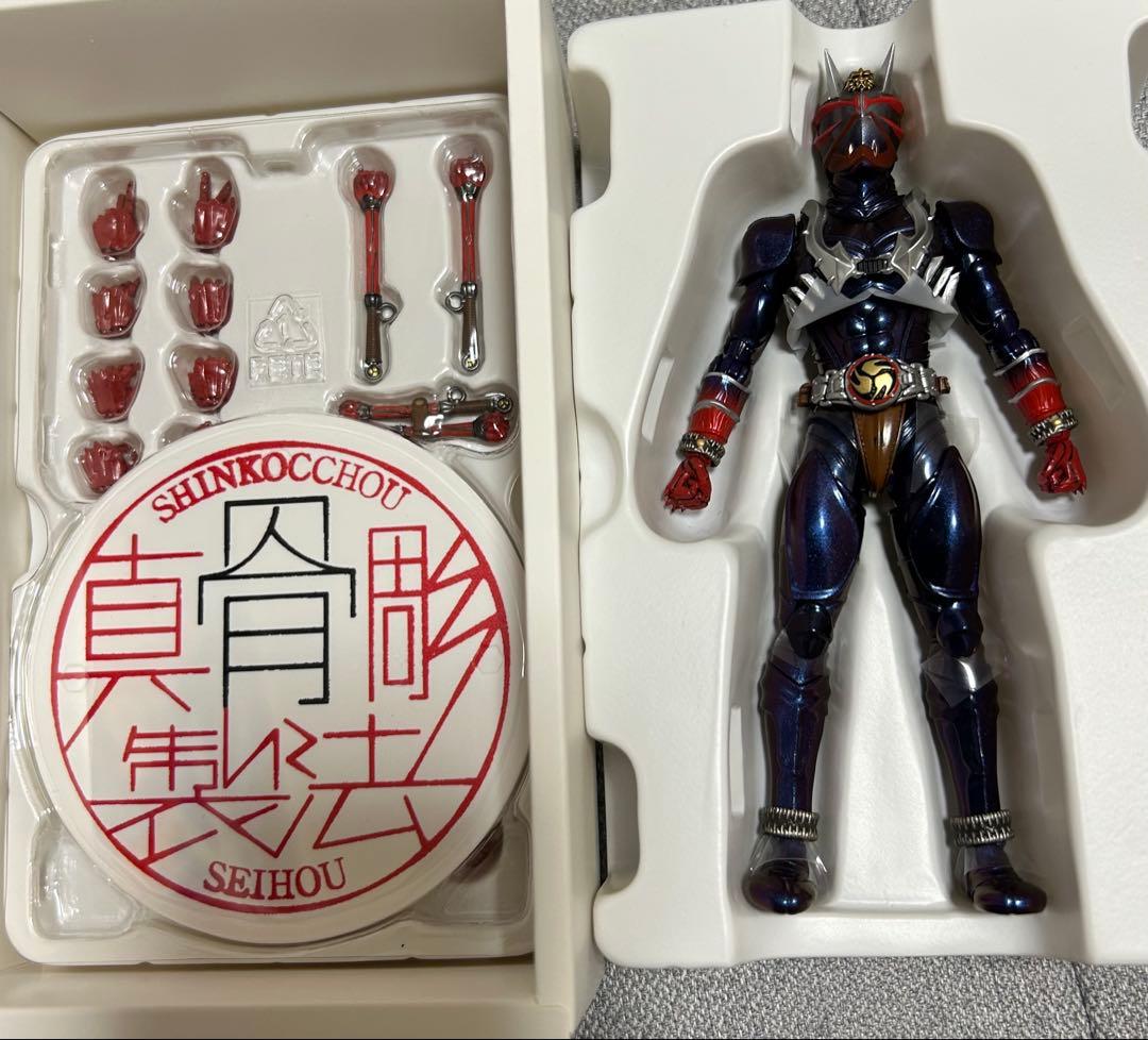 S.H.Figuarts真骨彫仮面ライダー響鬼　カブトライダーフォーム　10th