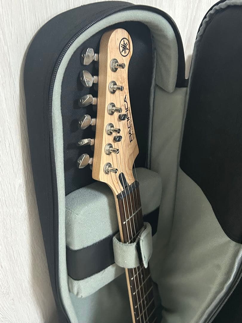【美品】PACIFICA311H初心者セット　スタンド、ケース、アンプ、保証書付