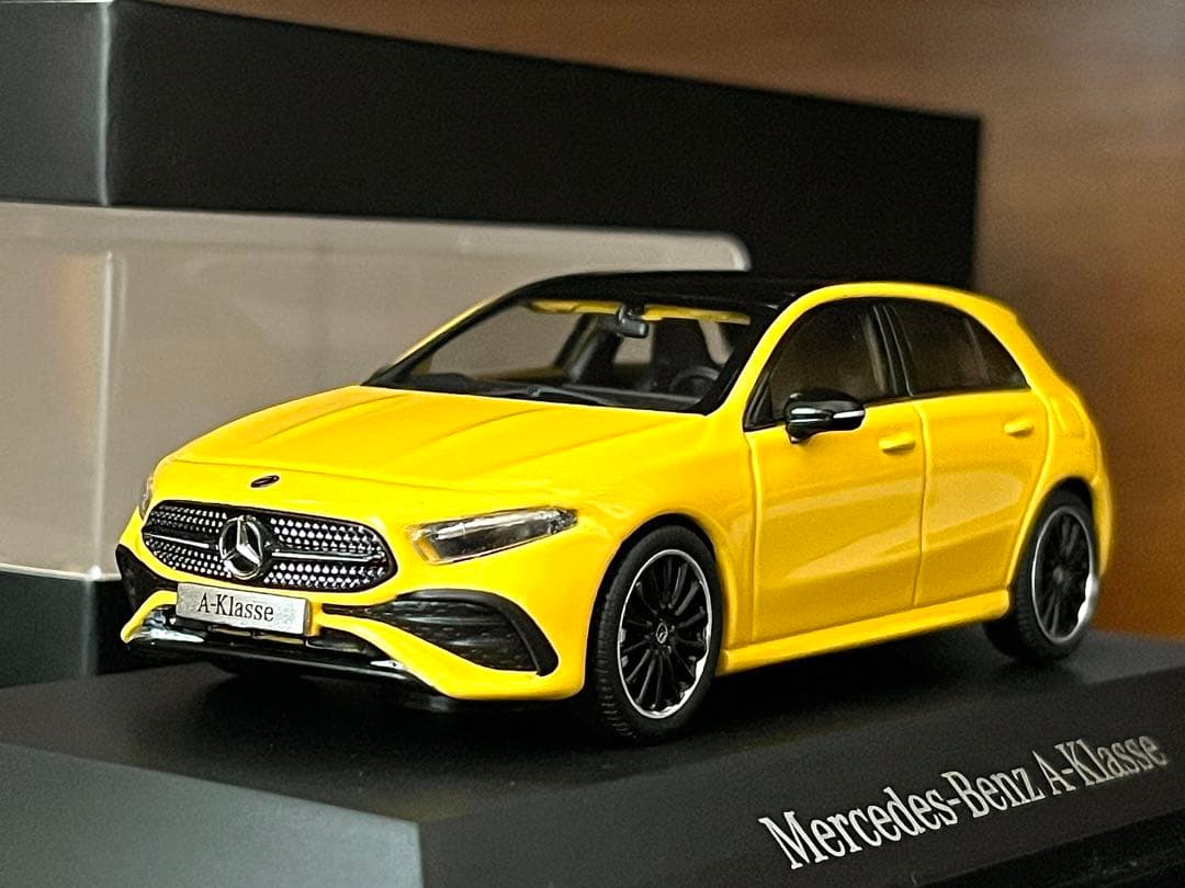1/43 特注 スパーク メルセデスベンツ Aクラス AMGライン イエロー