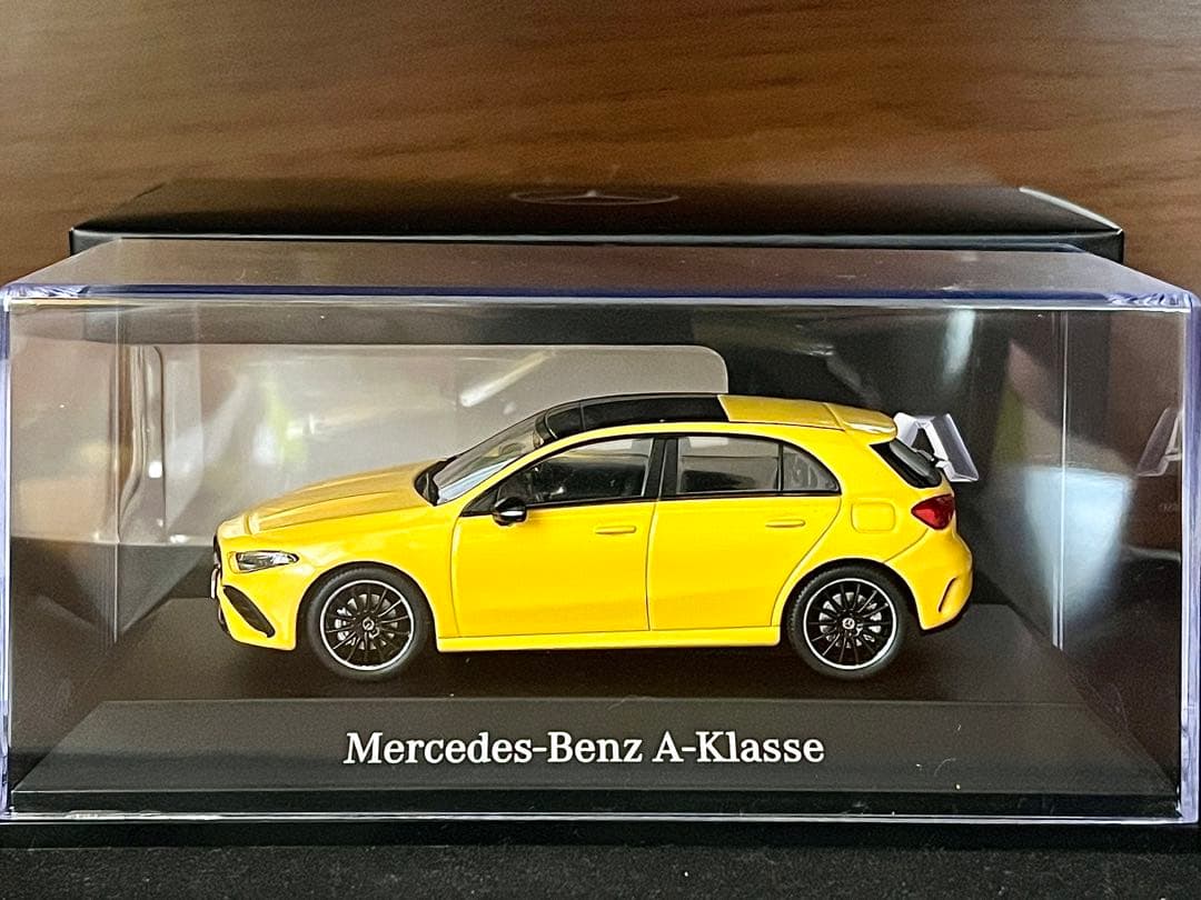 1/43 特注 スパーク メルセデスベンツ Aクラス AMGライン イエロー