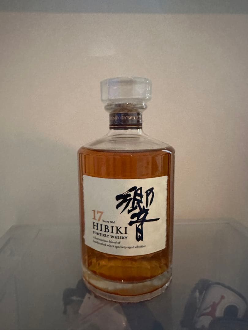 Hibiki 17年 ウイスキー 700ml 箱無し