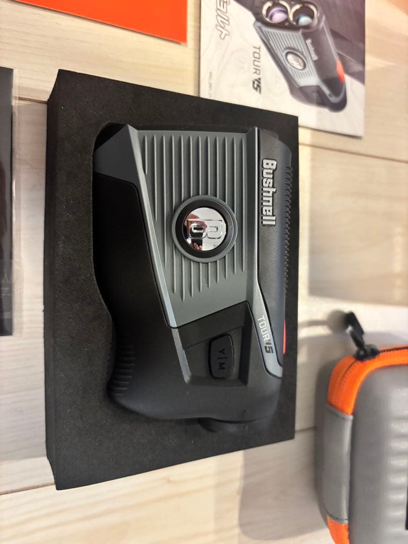 Bushnell Tour V5スリムジョルト　ほぼ新品未使用品　レーザー距離計