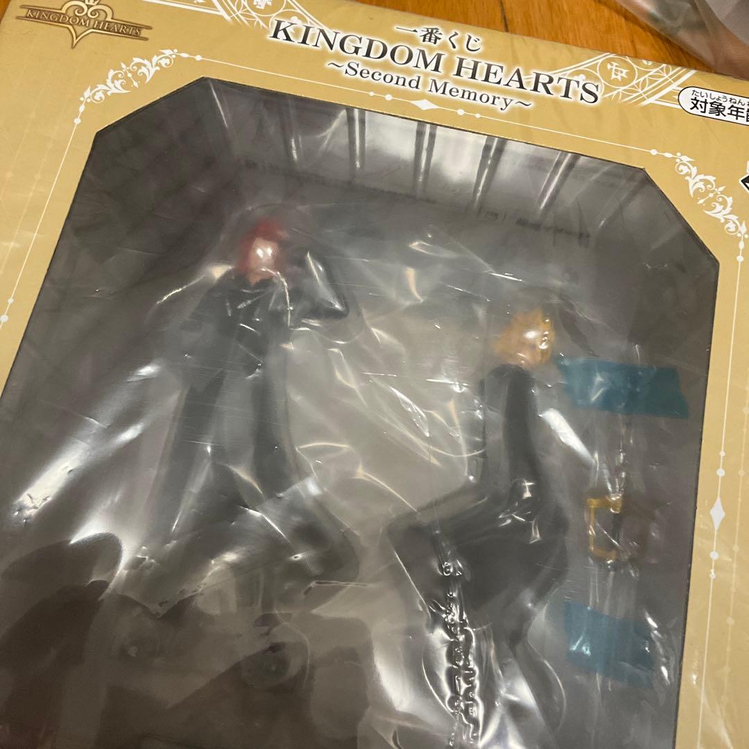 【新品未開封】一番くじ ラストワン賞 ロクサス&アクセル スタチュー