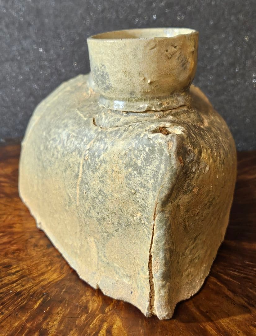 中国古代陶磁器　発掘品　漢時代　舟形 カマド形　オブジェ　花入れ　祭器