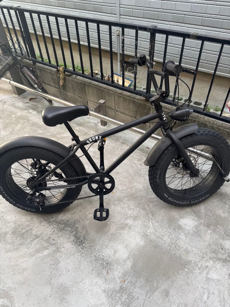 bronx 20インチ　Matte black