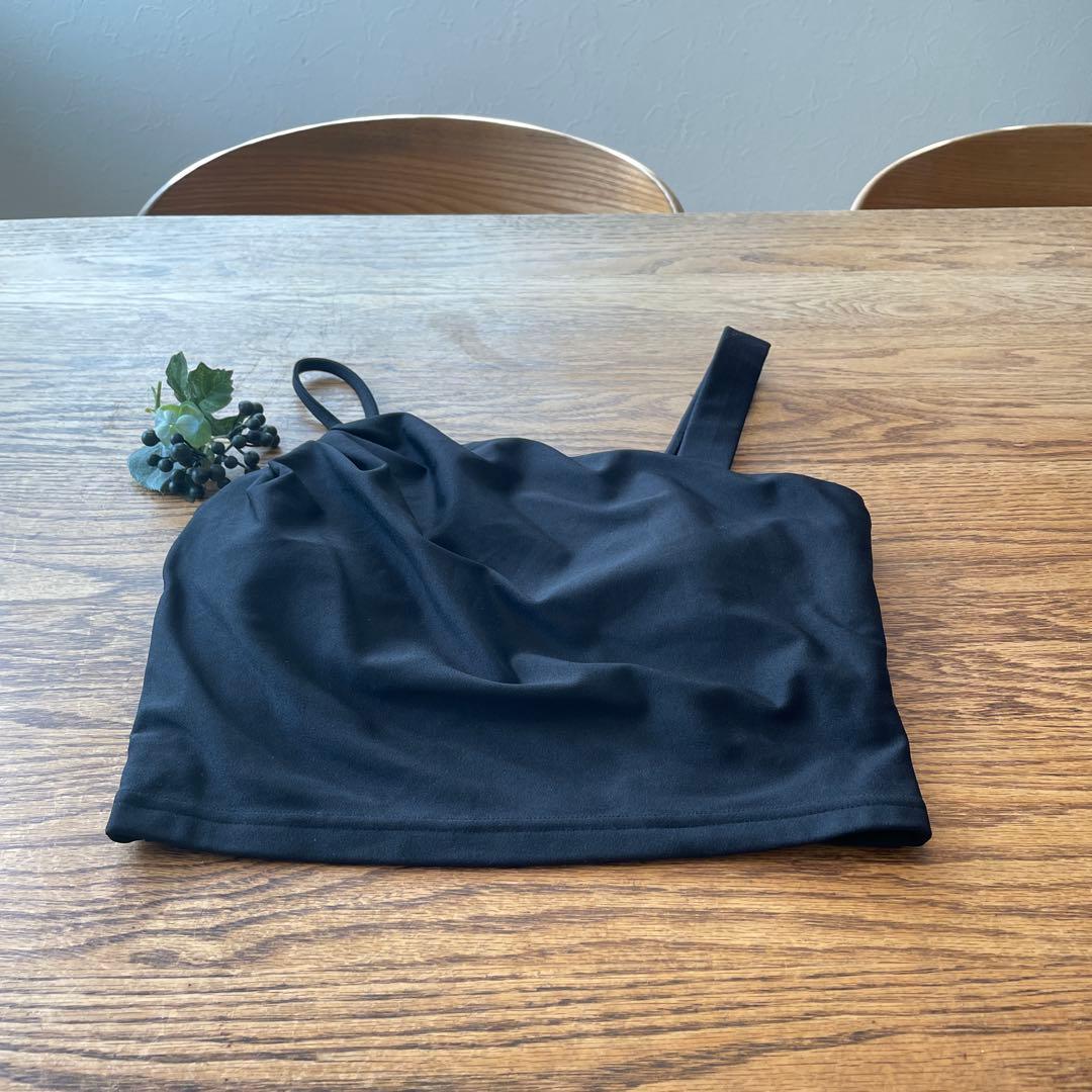 ソイ。です。美品　SUKALA アシンメトリーブラトップMとレギンスS
