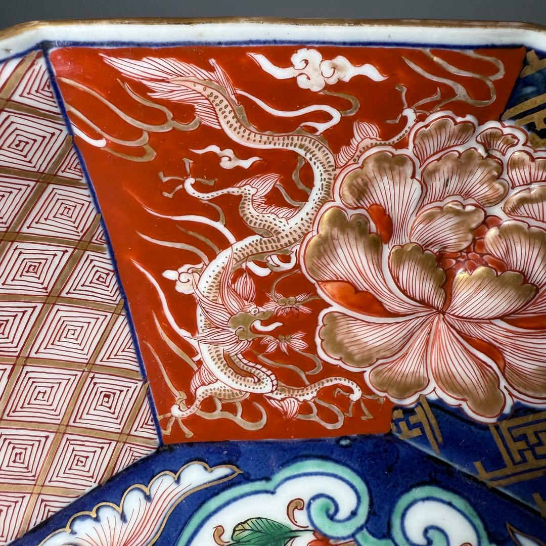 大聖寺伊万里　鳳凰龍図十二角浅鉢　立体的　大明万暦年製　合箱　31.5cm