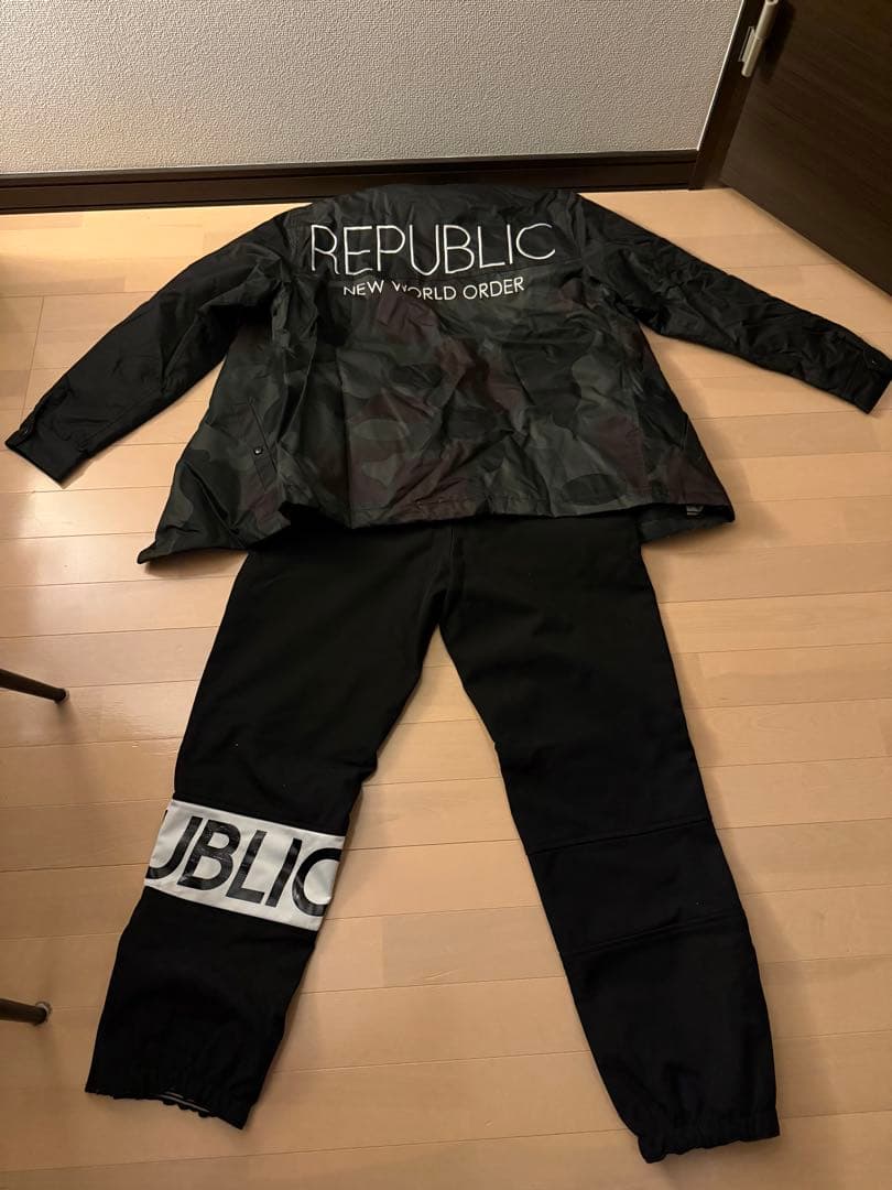 スノーボード　ウェア・装備　引退品セット