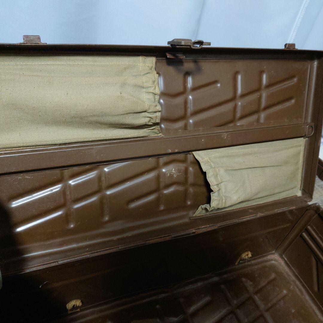 旧日本軍 将校用トランク 金属製 当時物