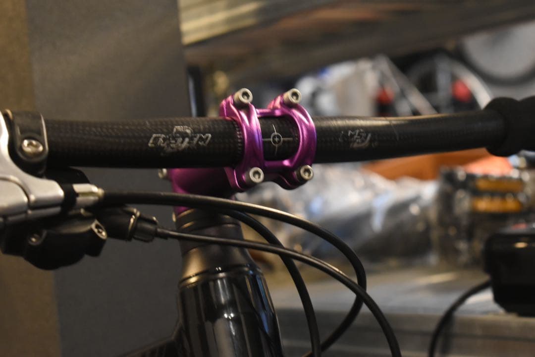 GIANT クロスバイク 軽量アルミフレーム 700C