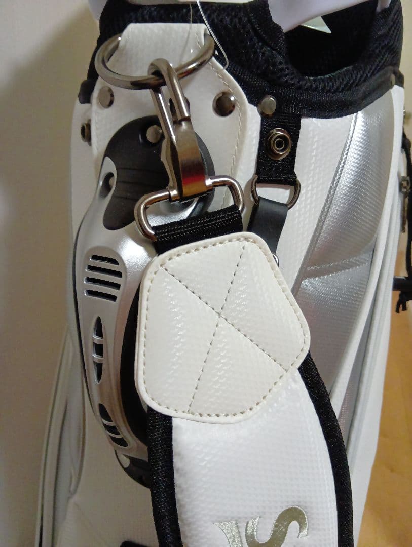 スリクソン　GGC-S166　ホワイトシルバー