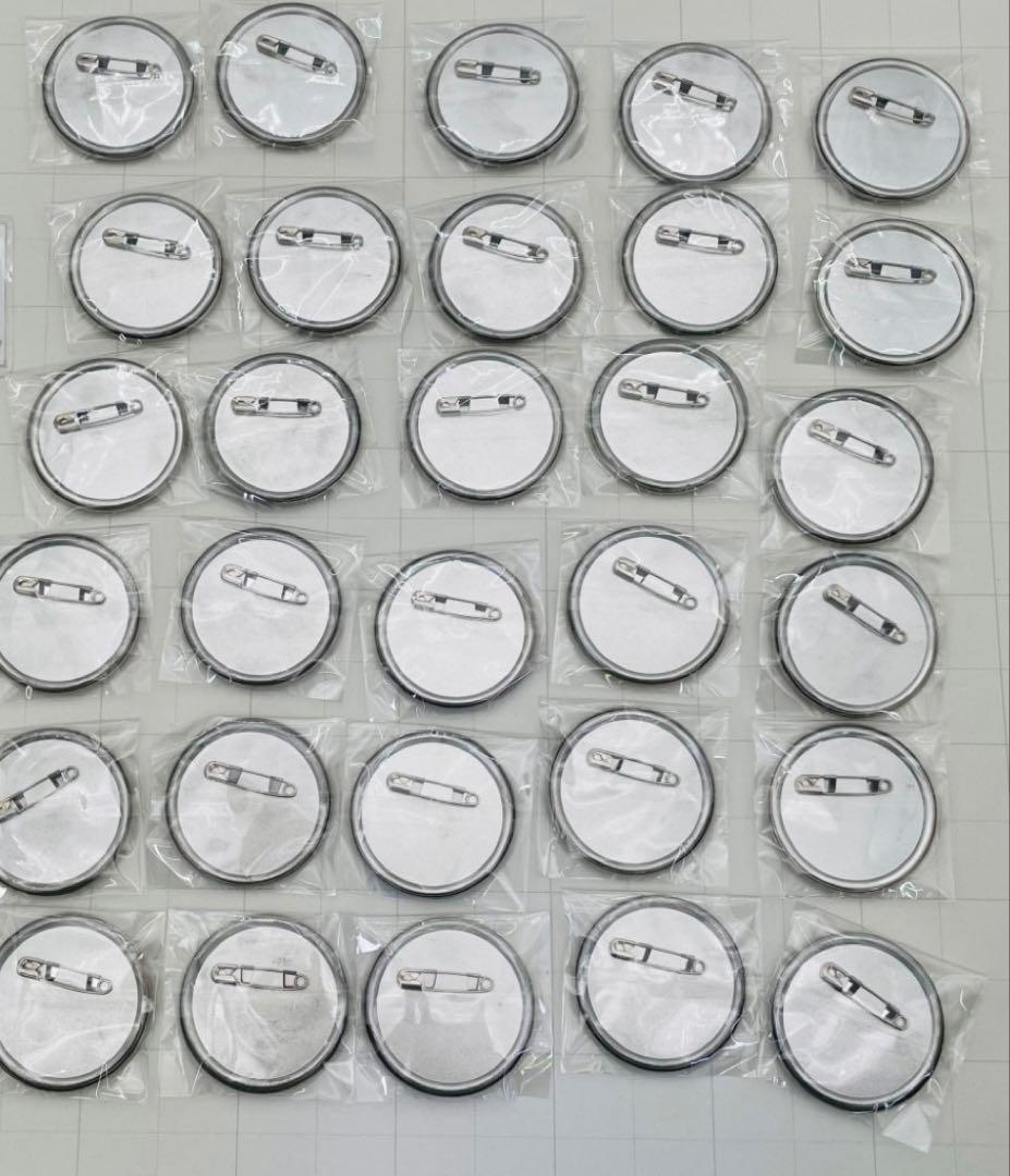 ブルーロック ブルーロック展 ブルロ展 アルティメタル缶バッジ 御影玲王