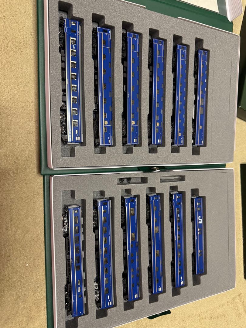 KATO 10−831 832 北斗星デラックス編成12両セット　室内灯付