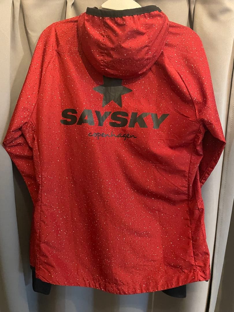 t*a様 SAYSKY セイスカイ ランニングジャケット レッドマラソントライア