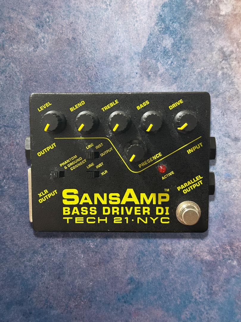 【定番旧型！】Tech 21 SansAmp Bass D DI
