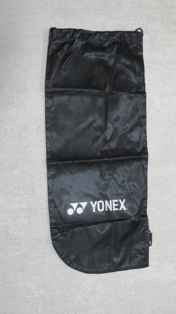 硬式テニスラケット（ヨネックス　ezone100　2024）