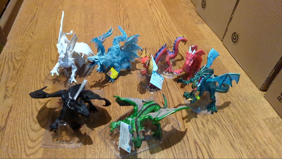 Schleich　ドラゴンフィギュア 8体セット