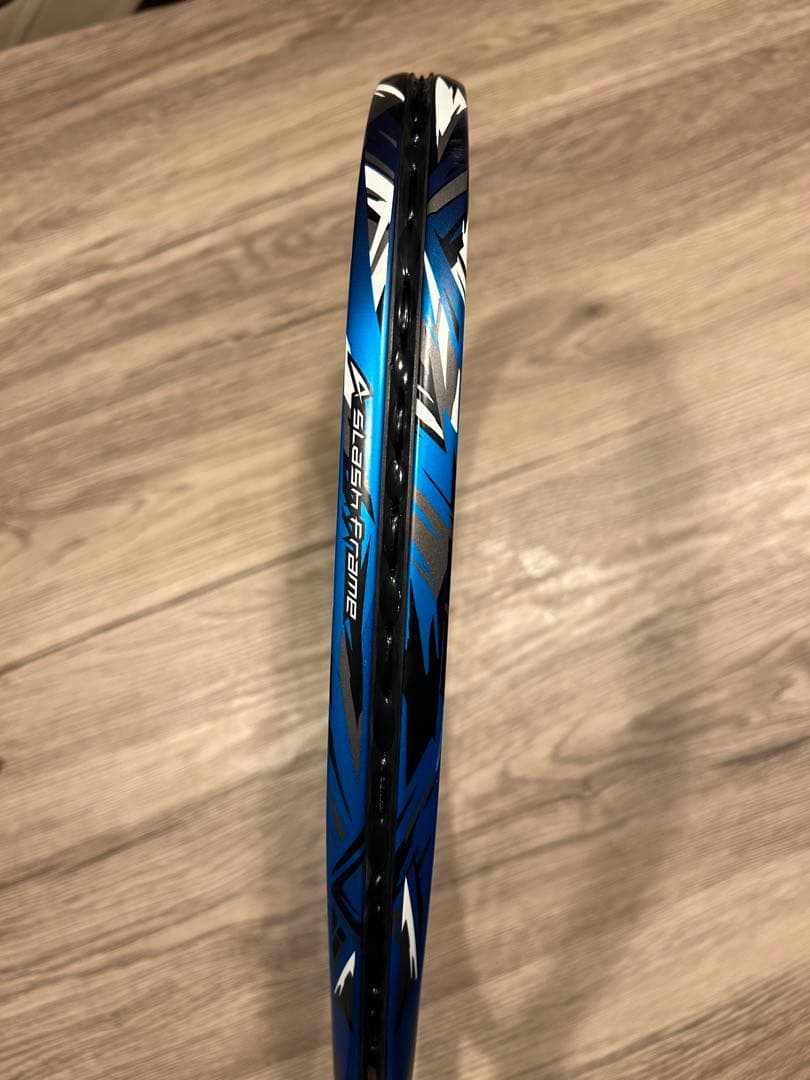 ミズノ　V-05 テニスラケット