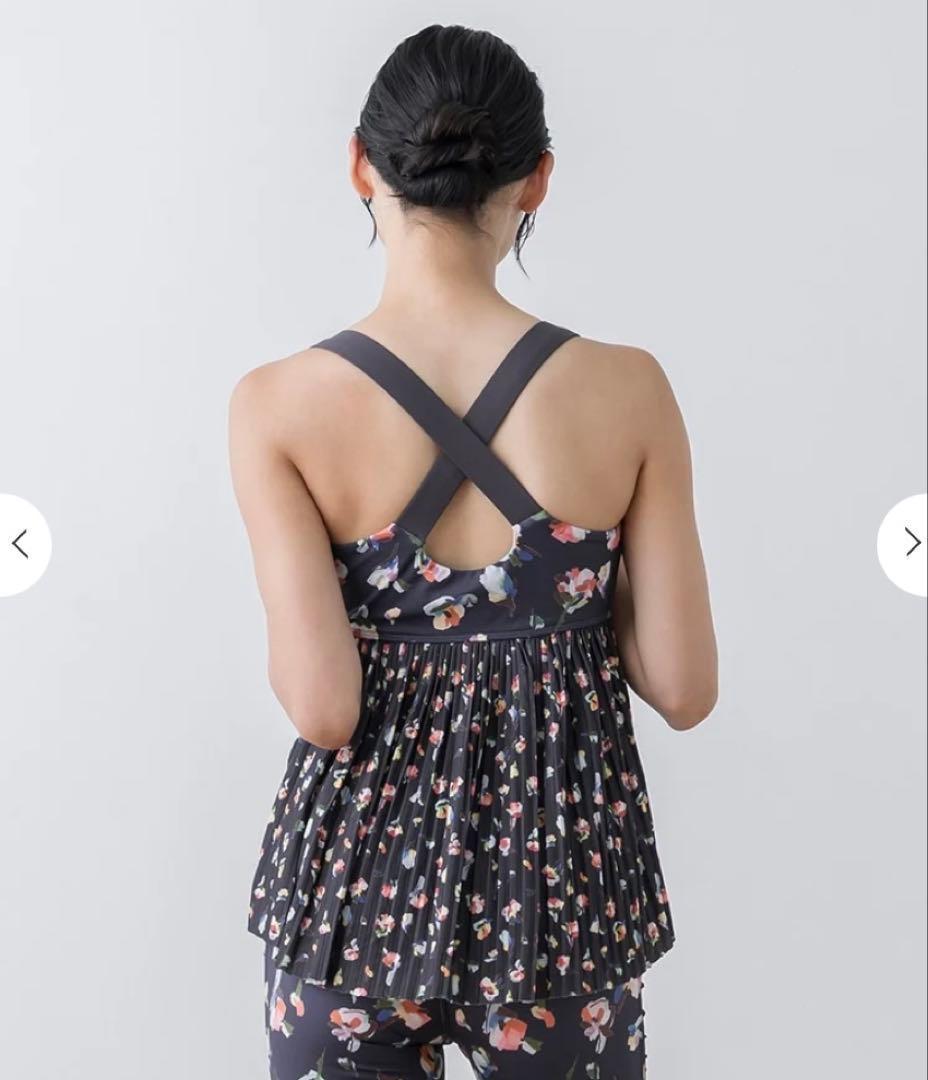 【SUKALA】ローズプリントプリーツタンクトップ　Lサイズ