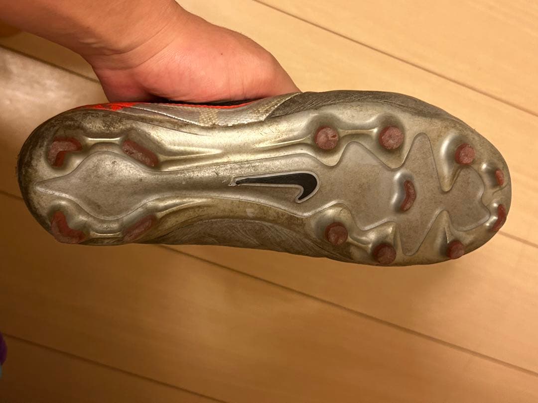 ティエンポレジェンド 8 PRO FG AT6133- 906 天然芝用