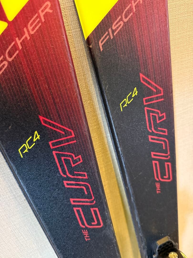 Fischer CURV RC4 スキー 赤/黒/黄 メンテナンス済み