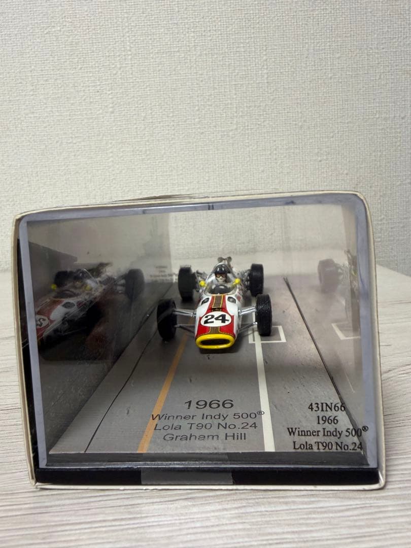 Spark Model インディアナポリススピードウェイ ミニカー 24